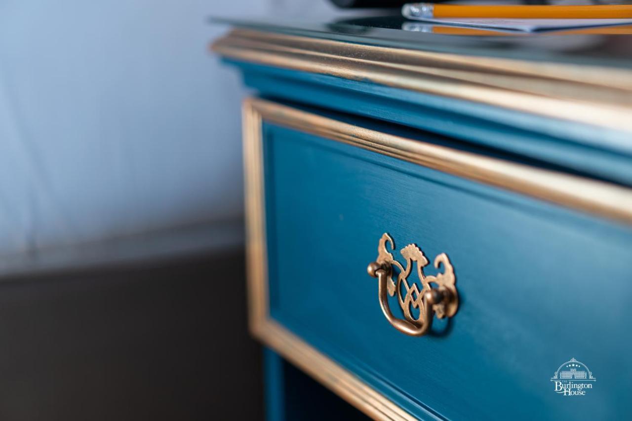 Burlington House Boutique Bed and Breakfast Oxford Exteriör bild A drawer
